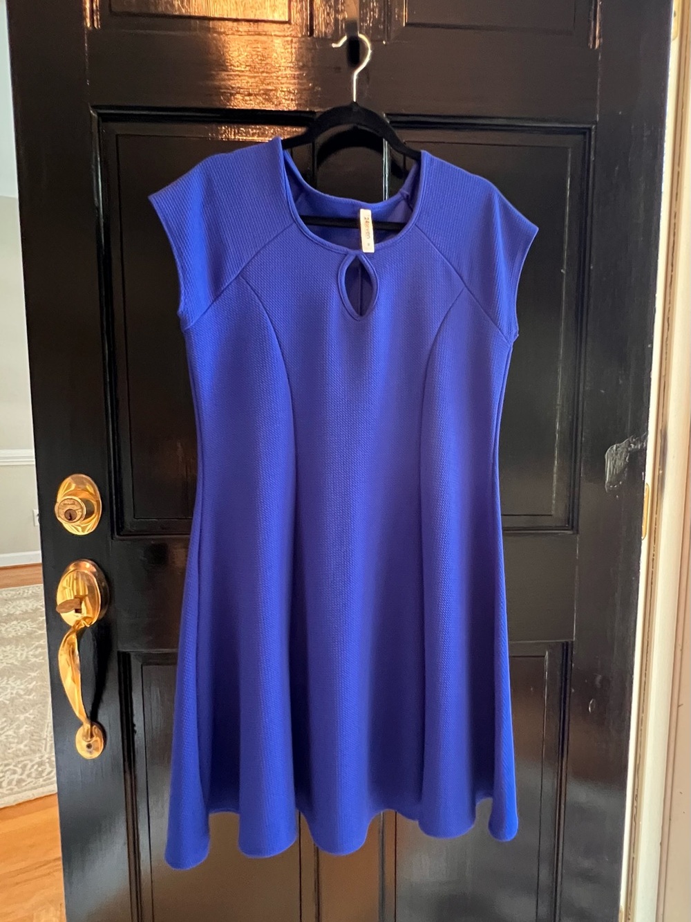 NWT 24seven Comfort Apparel, Women’s Royal Blue Keyhole Fit & Flare Dress, 1X